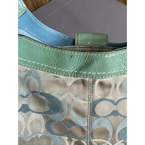 Coach Signature Collection SoHo Optic Lynn Hobo Shoulder Bag - Picture 10 of 11